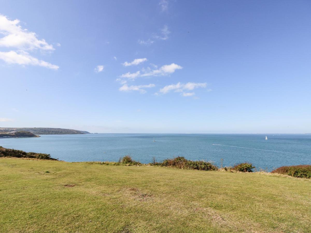 Hurst View Freshwater Exterior foto
